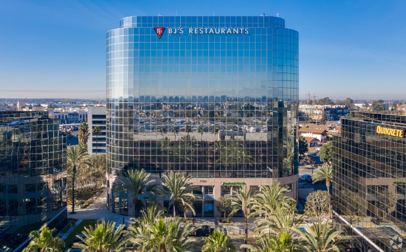 CA One Pacific Plaza Huntington Beach