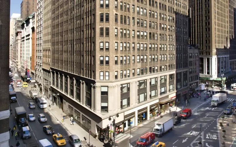 NY 1359 Broadway street level Empire State Realty Trust