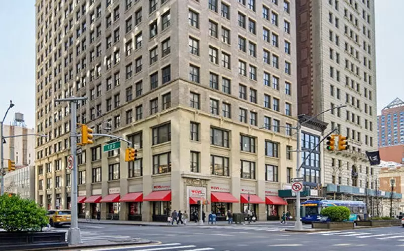 NY 215 Park Avenue South SL Green