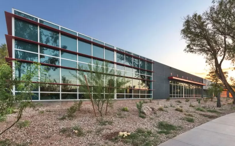 Lincoln to buy, demolish office site to make way for industrial in Phoenix