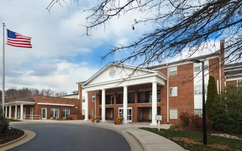 Abbotsford at Irving Park used for $71M refi for KISCO