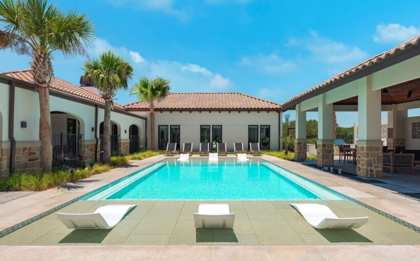 AvalonBay buys Austin townhome project, building another