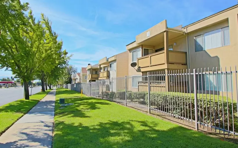 CA Arbor Park Apartments Upland