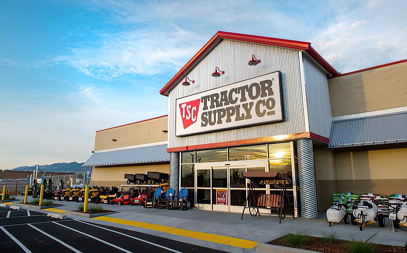 CA Tractor Supply Company storefront JRW Realty