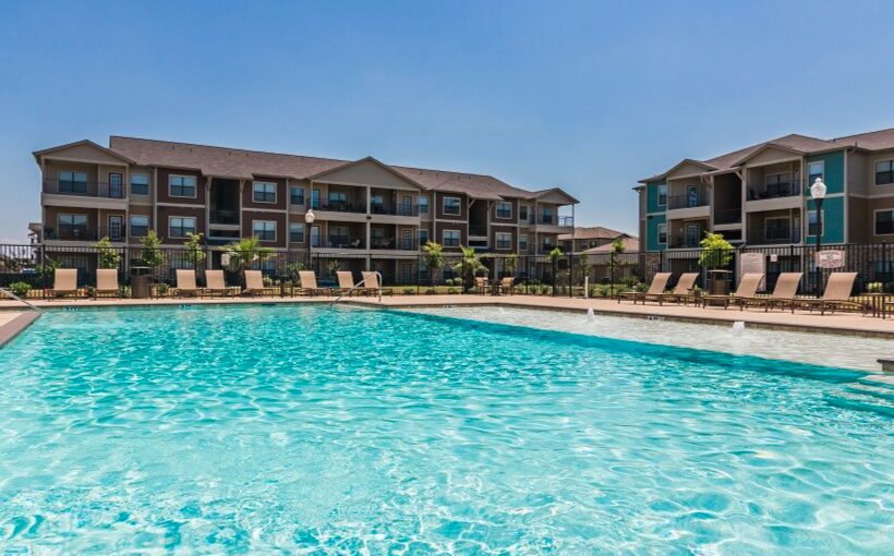 Buchanan Partners picks up Houston Crenshaw Grand apartments