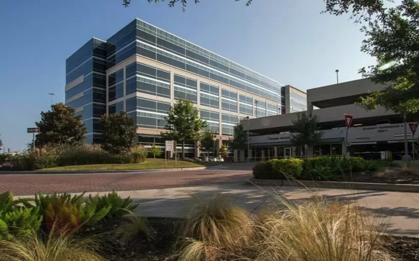Energy Crossing II sold in Houston