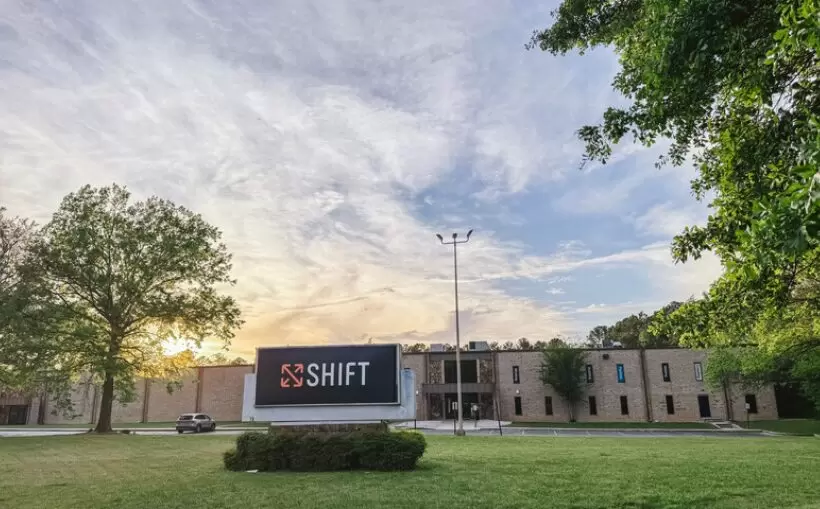 Co-warehouse provider moves into S. Fulton warehouse