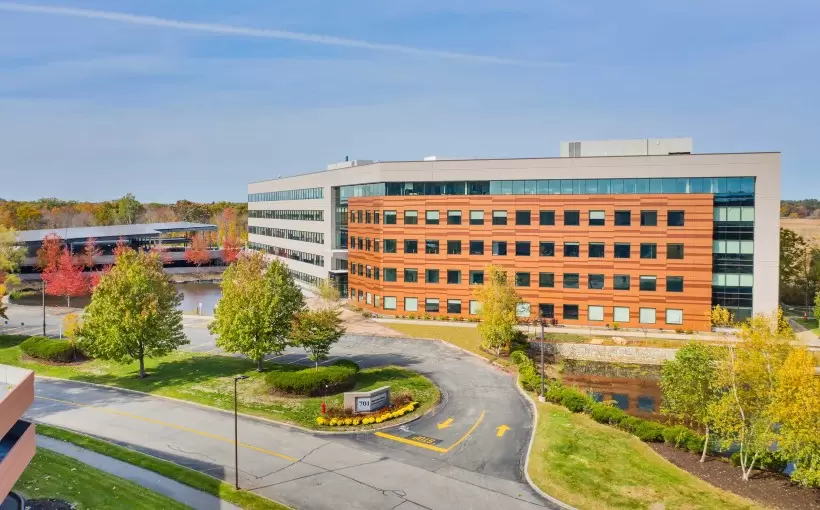 BOS The Edge office campus Wakefioeld MA Hobbs Brook Real Estate