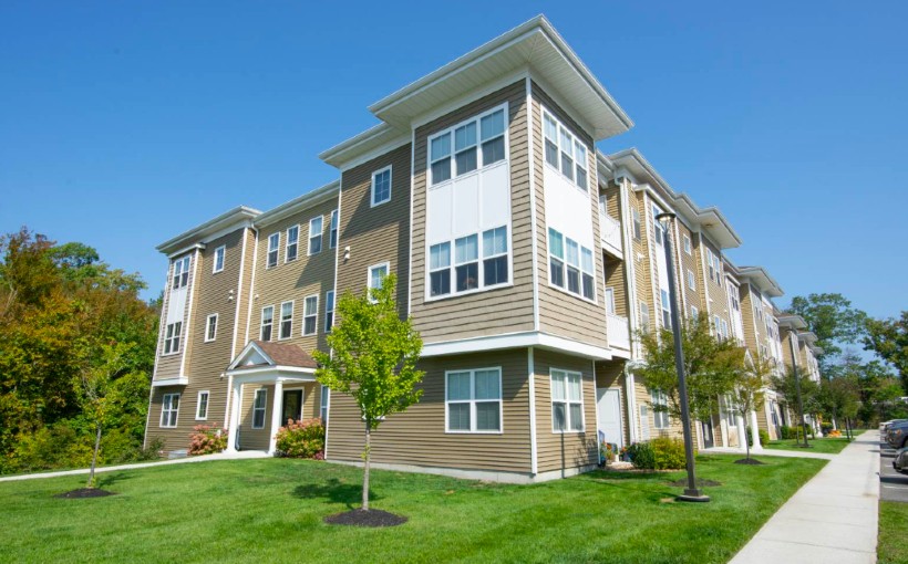 BOS Webster Woods apartments Hanover MA