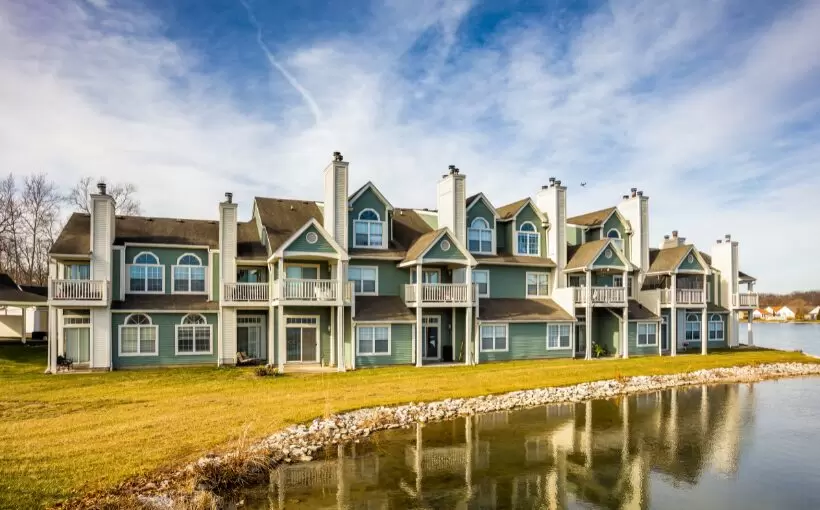 _Indianapolis Waterfront Apartments