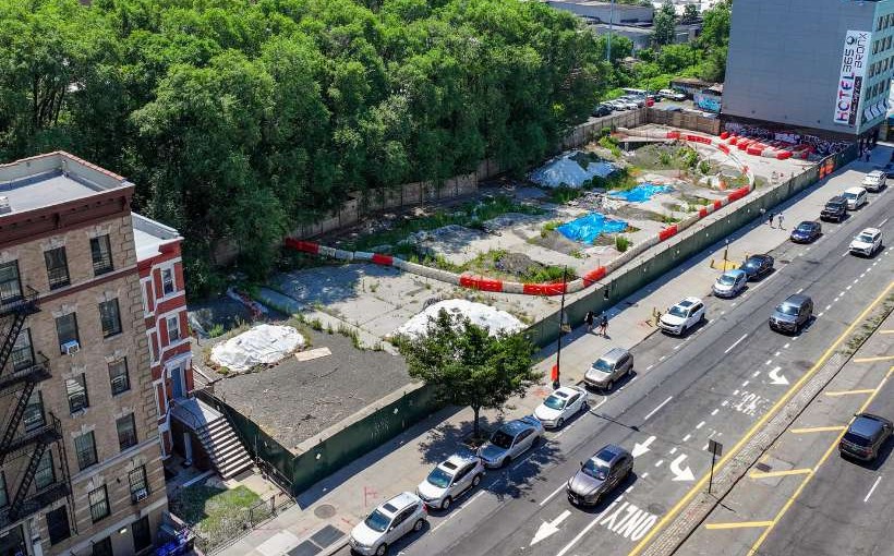 NY 350 Grand Concourse development site