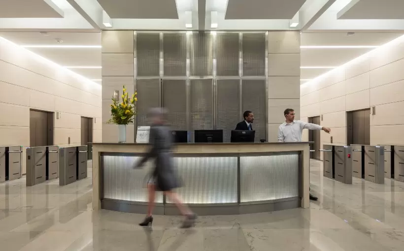 NY 530 Fifth Avenue lobby