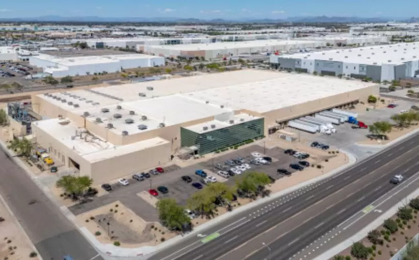 SENTRE buys 322K-SF Phoenix warehouse