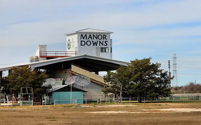 Dalfen to build industrial park at old Manor Downs