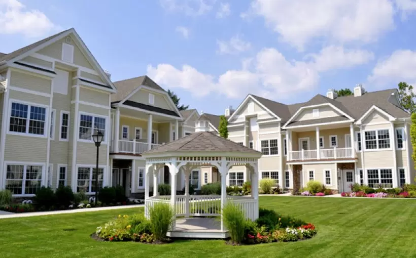 NY Wellington Park Villas Amityville NY