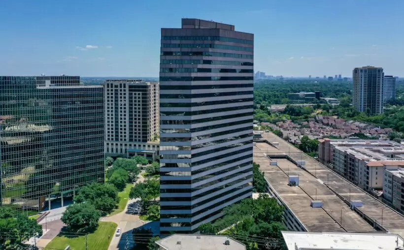 Houston office tower facing foreclosure