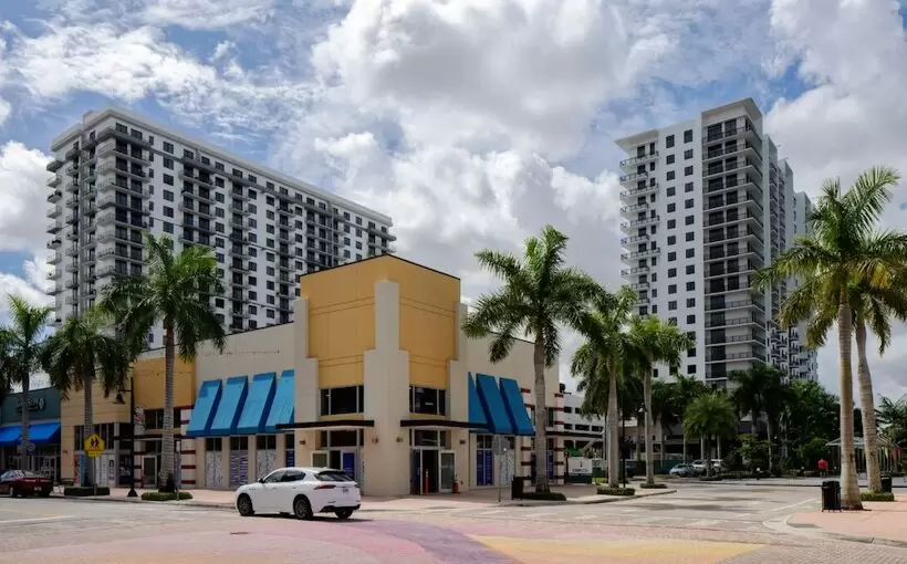 Codina gets refi to take over both towers of Palma Tower 1,2
