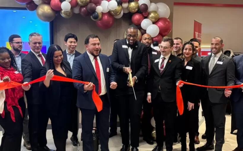 Ribbon Cutting_WellsFargo