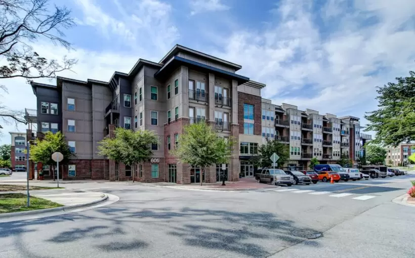 Blue Heron makes nice profict on Lake Norman apartment sale.