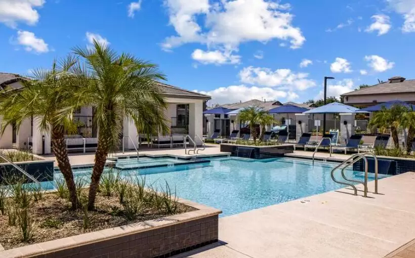 Tower 16 buys W. Phoenix BTR community
