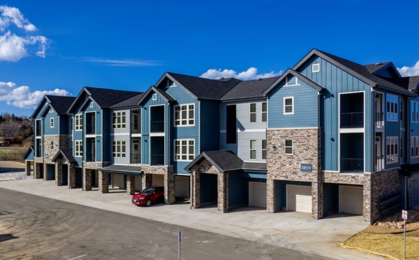 Lakewood apartments trade for nearly $400K a unit