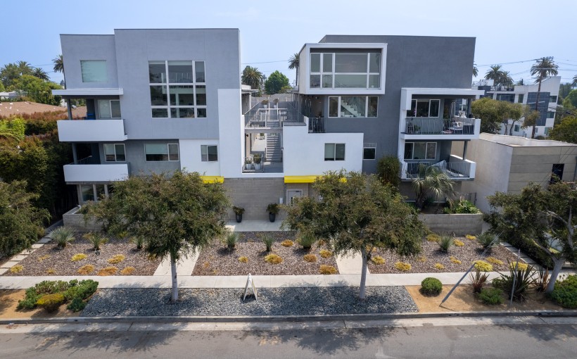 CA 3992 Inglewood Blvd Mar Vista Los Angeles
