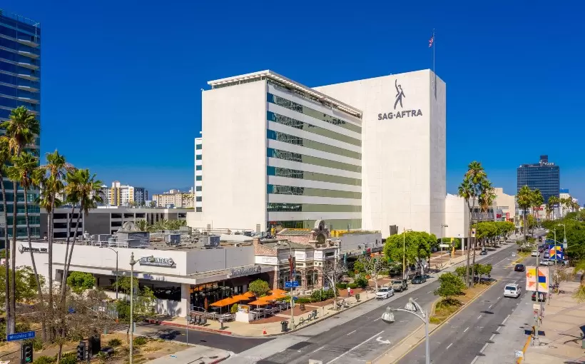 CA 5757 Wilshire Blvd Los Angeles