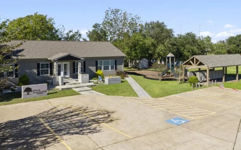 RHP buys MHC in La Porte TX