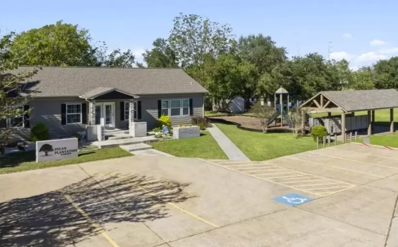 RHP buys MHC in La Porte TX