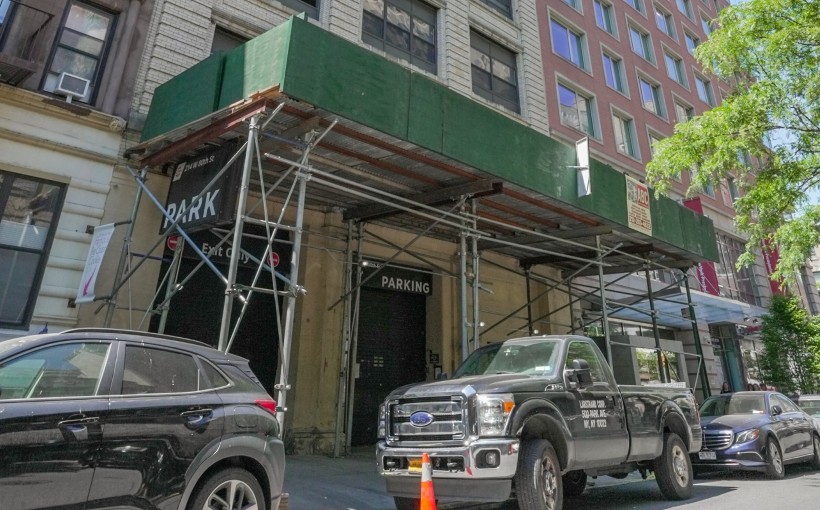 NY Apthorp Motor Car Garage Manhattan