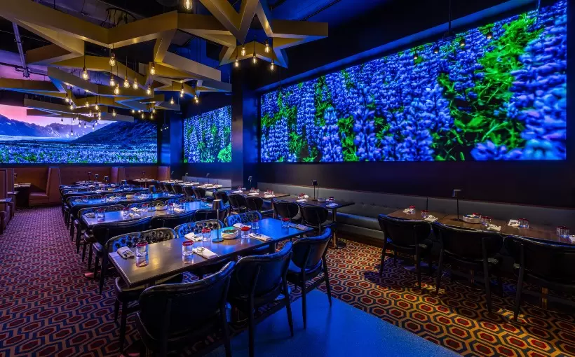 NY Planet Hollywood interior 140 West 42nd Street