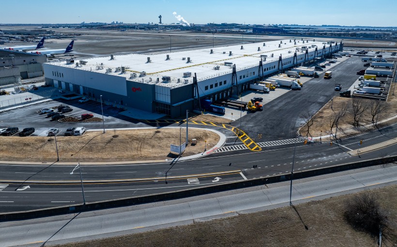 NY JFK Airport consolidated cargo center