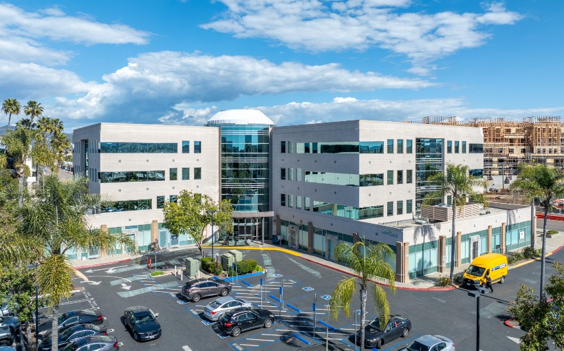 CA Valley Parkway Health Center Escondido