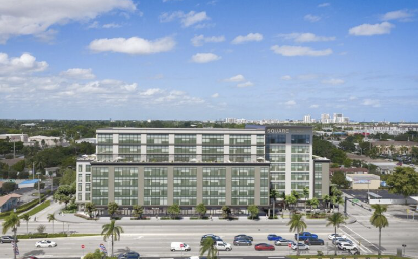 SQUARE Hallandale