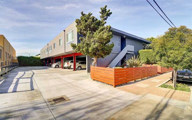 CA 630 Masonic Way Belmont credit Gabriel Morales