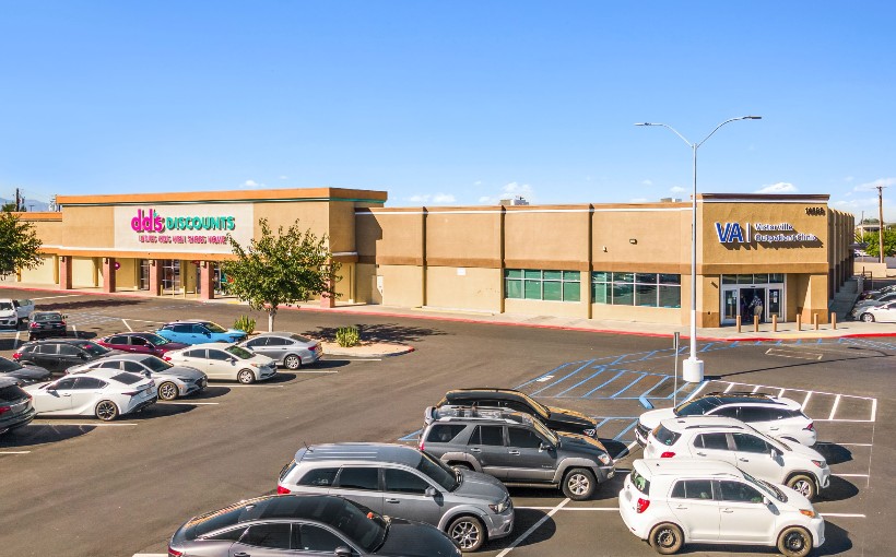 CA Victor Town Center Victorville