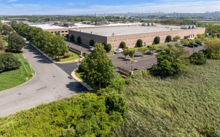NY 600 Commerce Blvd Carlstadt NJ data center