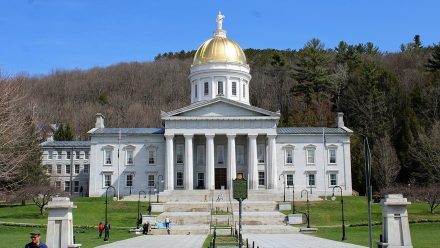 BOS Vermont State House photo by Farragutful