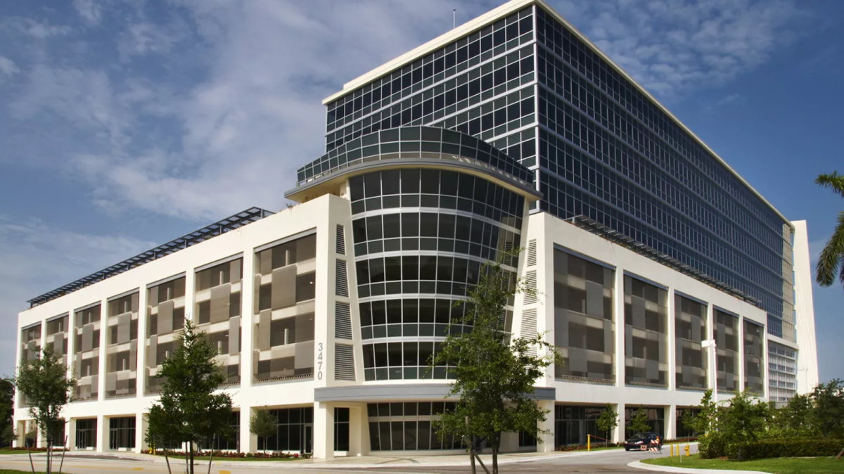 Prk Square Doral