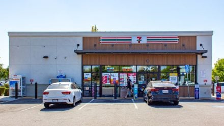 CA 7 Eleven Clovis scaled