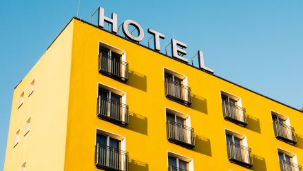 GenericHotelSign 1600x900