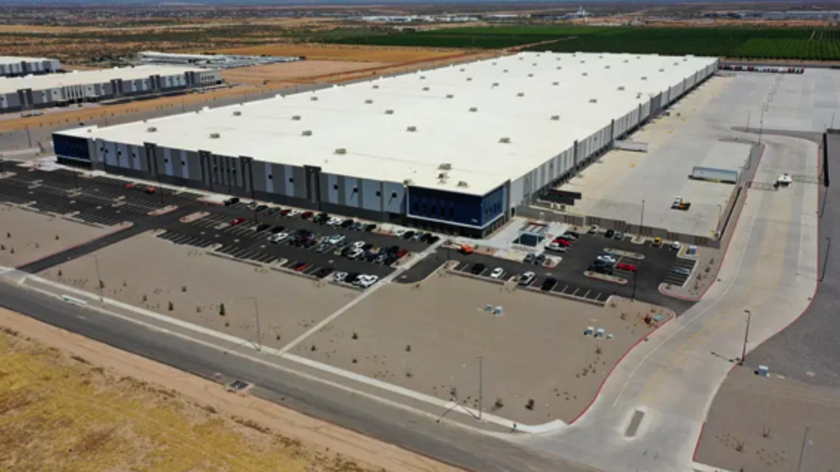 The Cubes at Mesa Gateway