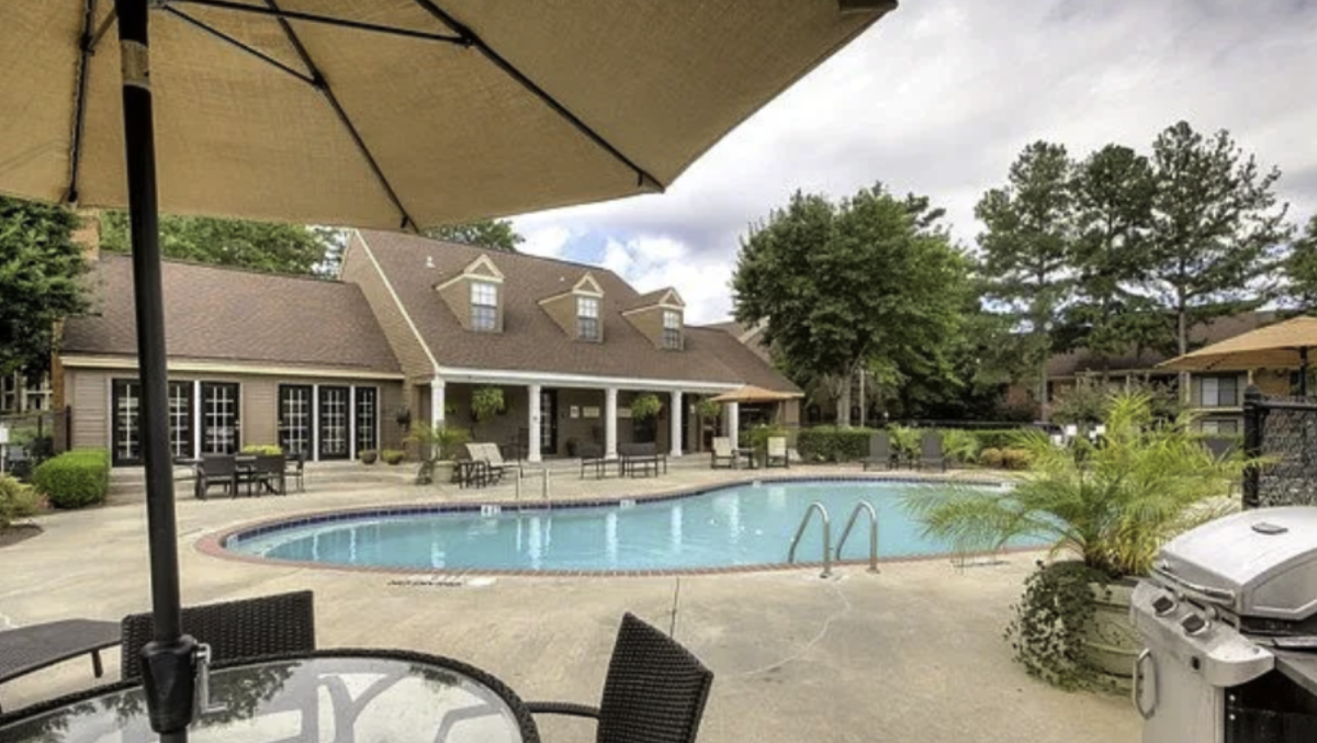 100 Bon Air Drive,