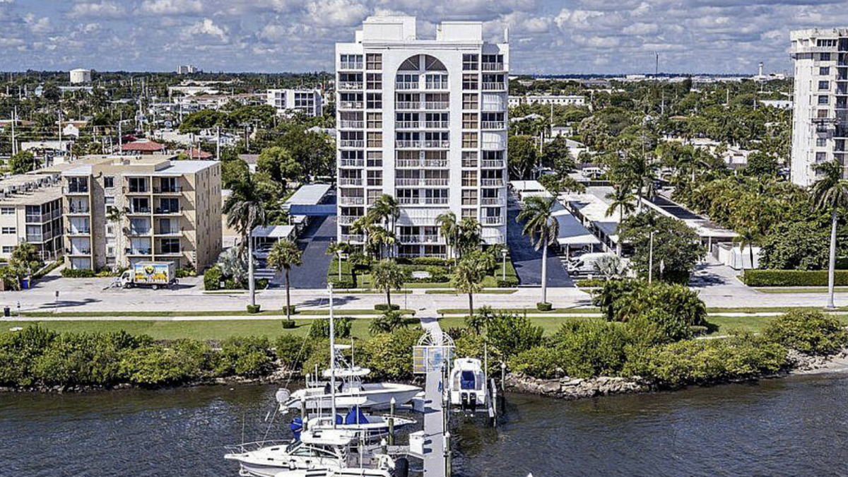 3901 S. Flagler Drive
