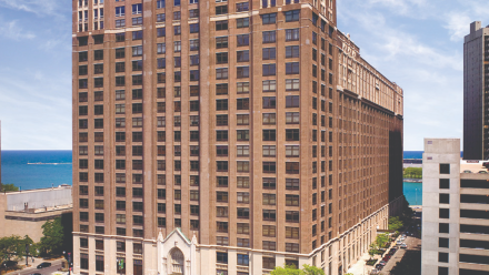 680 Lakeside Market