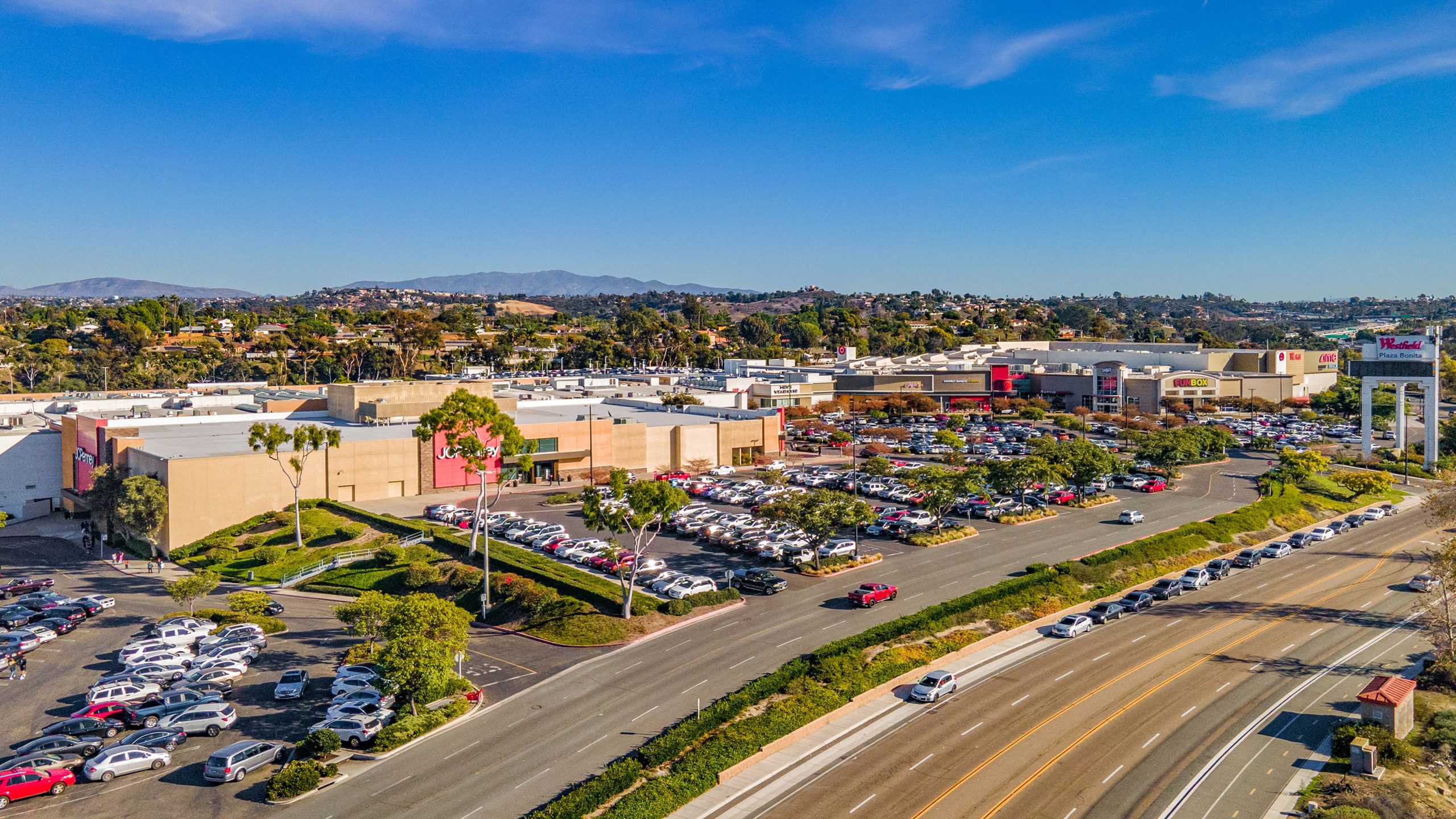 CA Plaza Bonita shopping mall National City