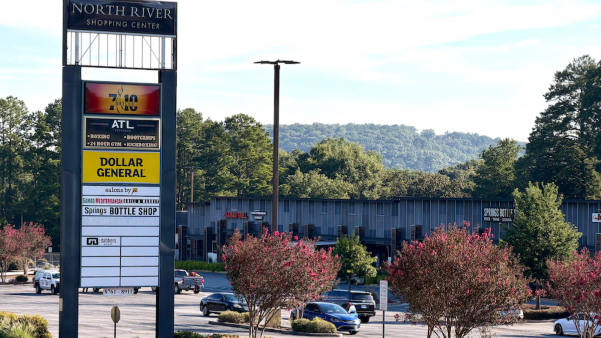 North River Mall