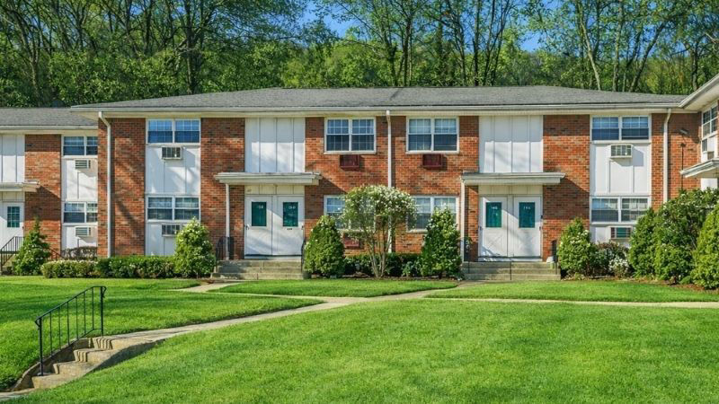 Valley View-Apartments in Paterson, NJ