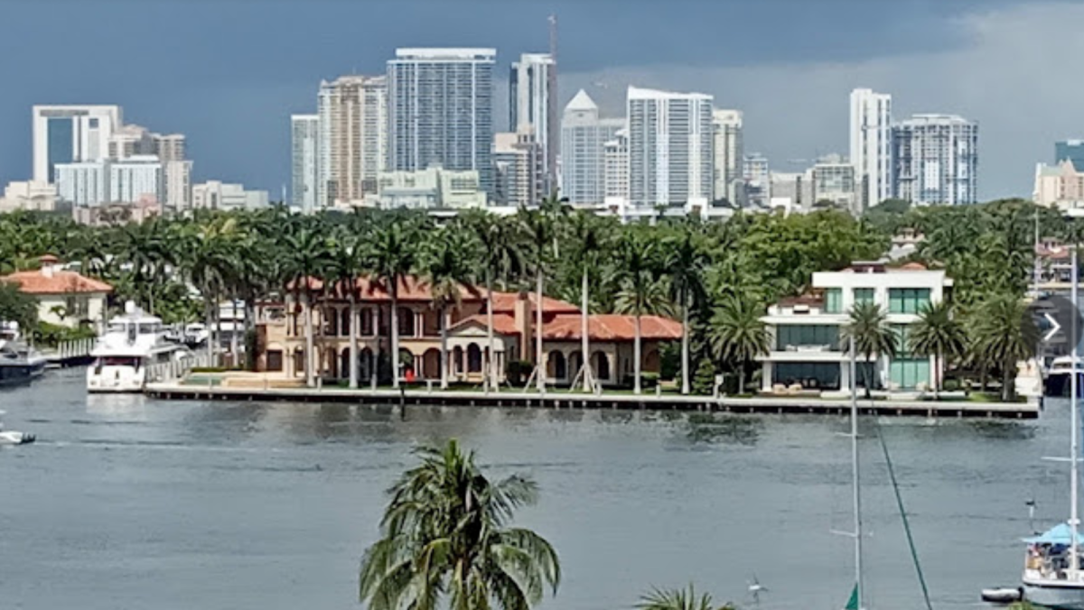 fort Lauderdale Skyline
