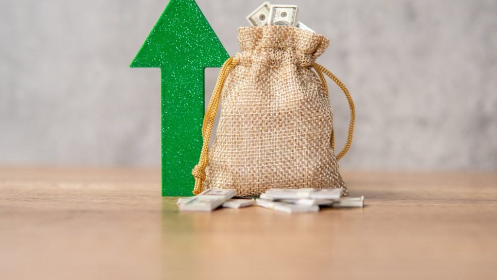 Hines Completes Record $591M Multifamily DST Offering